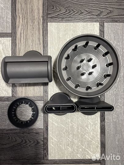 Фен dyson supersonic hd08 и расческа 2 в 1