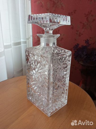 Хрустальный графин штоф