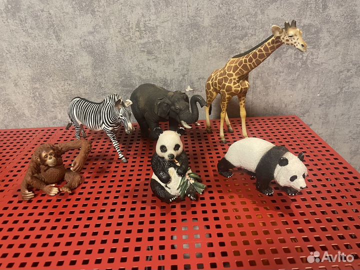 Фигурки животных collecta