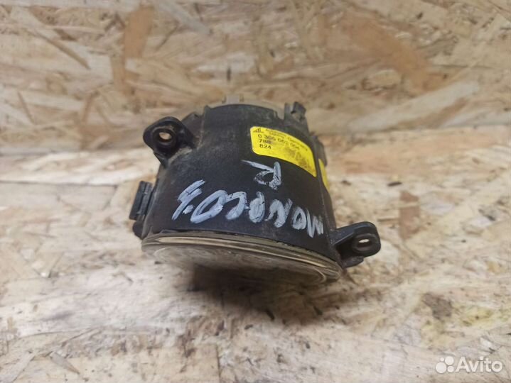 Противотуманка правая Ford Mondeo 3