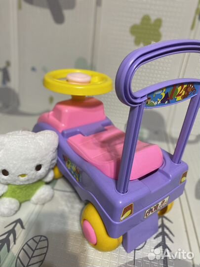 Машинка-каталка -толокар