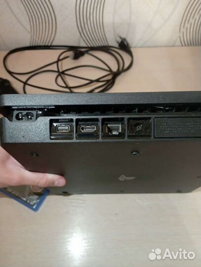 Sony playstation 4 PS4 slim