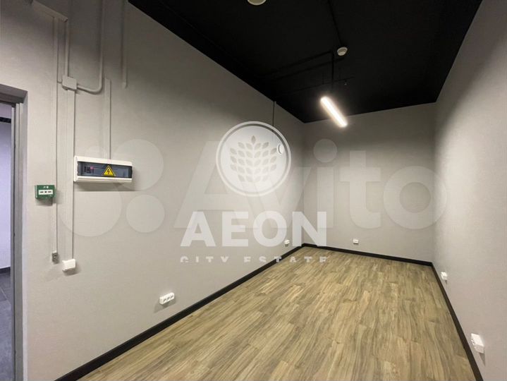 Продажа вспомогательного помещения 19 м2 на 65 эта