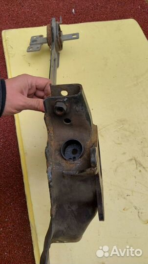 Рычаг задний продольный правый для volvo XC60