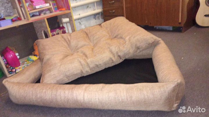 Лежанка для крупных собак