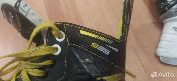 Коньки хоккейные