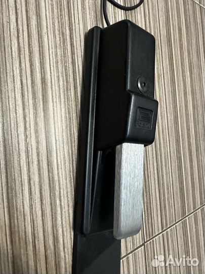 Педаль сустейна