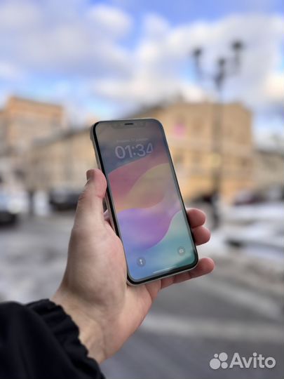 iPhone Xr, 64 ГБ