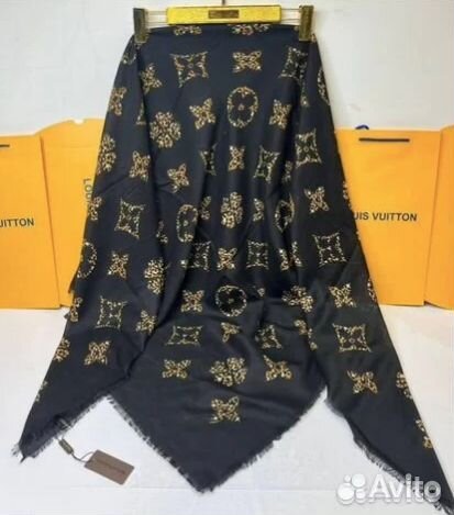 Палантин Louis Vuitton в Магнитогорске