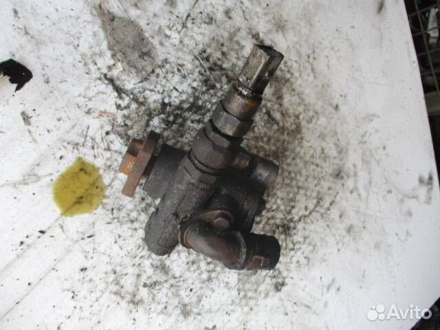 Насос гидроусилителя руля Volkswagen Golf 3 1999