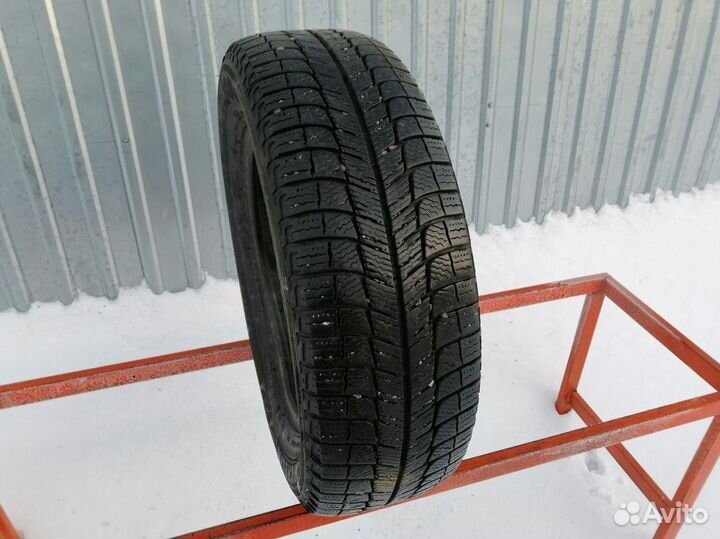 Michelin X-Ice 3 205/60 R16 103T