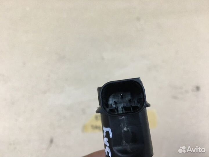 Датчик парковки задний Nissan Terrano 3 D10