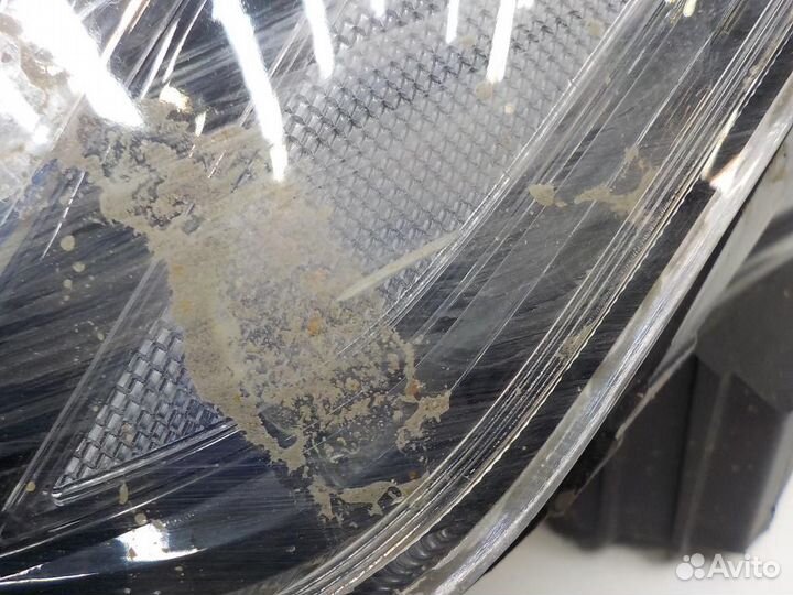 Фара левая Hyundai Elantra