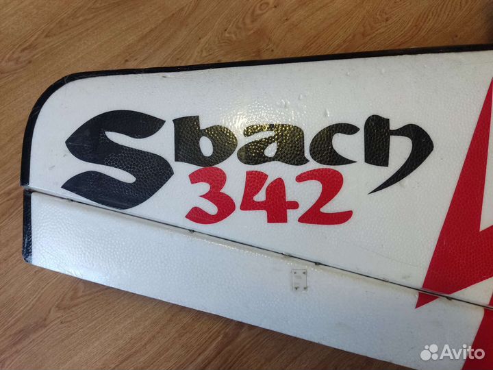 Радиоуправляемая модель самолета