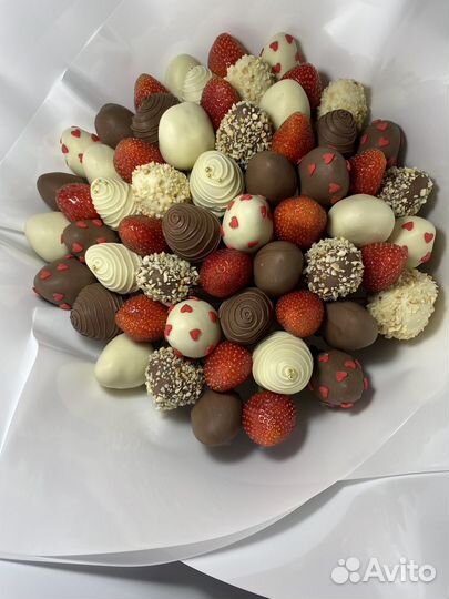 Букет из клубники в шоколаде