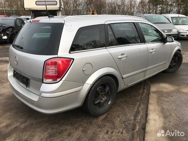 Разбор на запчасти Opel Astra H 2004-2010