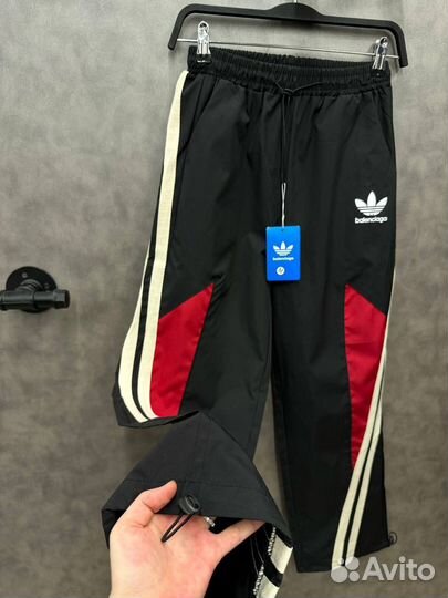 Стильные широкие штаны Adidas x Balenciaga(2024)