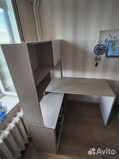 Продам письменный стол угловой
