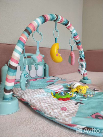 Развивающий коврик с пианино baby Go
