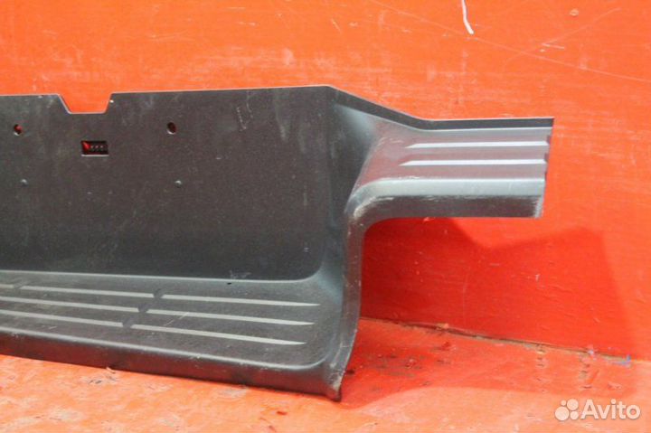 Ящик багажника задний Toyota Hilux 2015-2018