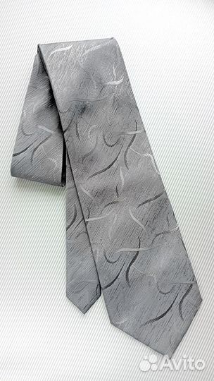 Галстук мужской шелковый Fendi