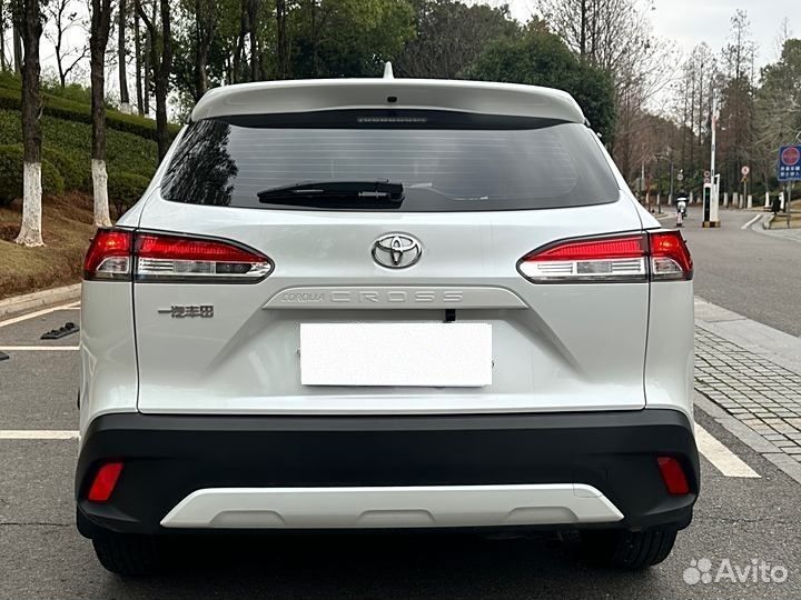 Toyota Corolla Cross 2.0 CVT, 2023, 2 521 км