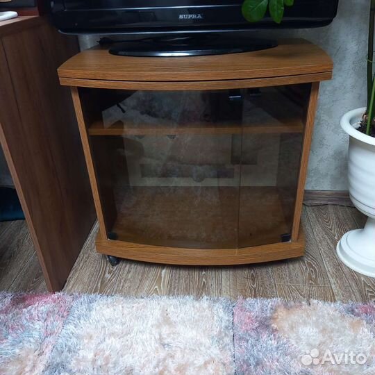 Тумба пр-во Польша для TV и аппаратуры