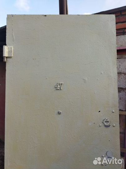 Входная металлическая дверь