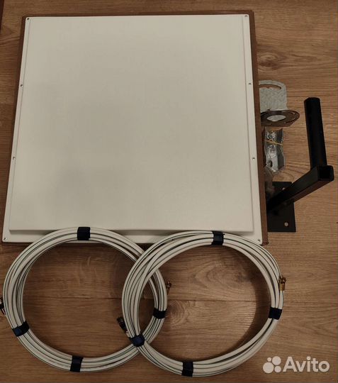 Антенна для интернета 3-4G усиления 20DBi в сборе