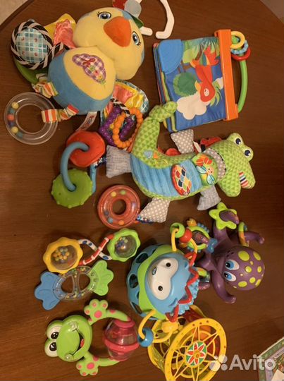 Развивающие игрушки для малышей