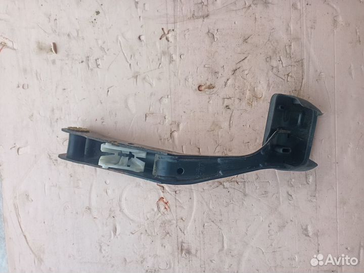 Педаль тормоза Volkswagen Passat B6