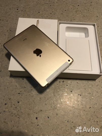 iPad mini 3, gold, (более 50+++ игр и программ)