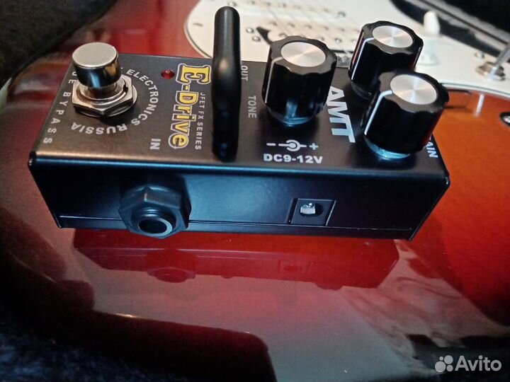 Педаль еффектов дисторшн от AMT(новая)