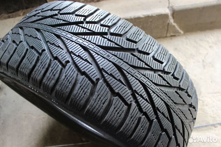 Nokian Tyres Hakkapeliitta R2 SUV 285/60 R18 116R