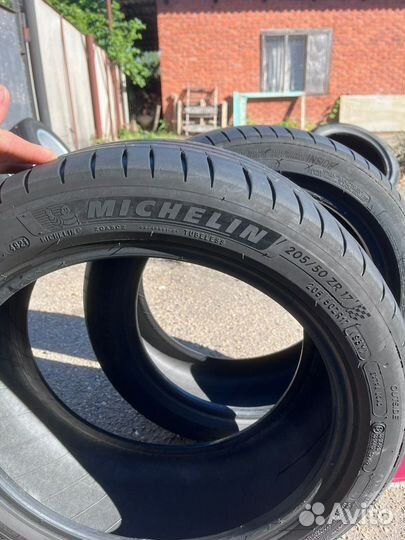 Michelin Pilot Sport 4 205/50 R17