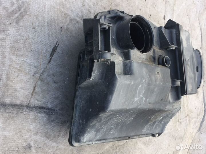 Корпус воздушного фильтра Nissan Almera G15