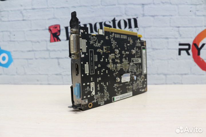 Видеокарта sapphire pulse RX 550 2Gb