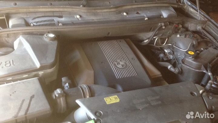 Крышка накладка двс M62TU 4,4I BMW X5 E53 бмв Е53