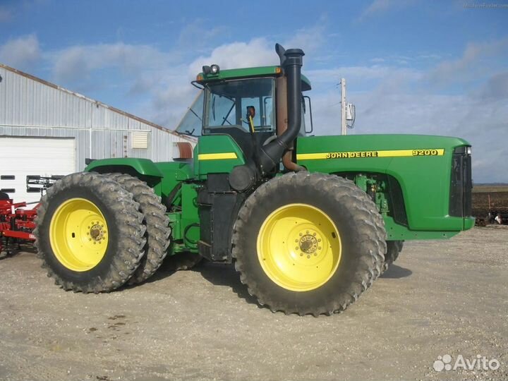 В разборе спецтехника Джон дир John Deere