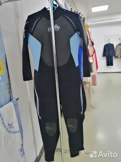 Костюм для серфинга
