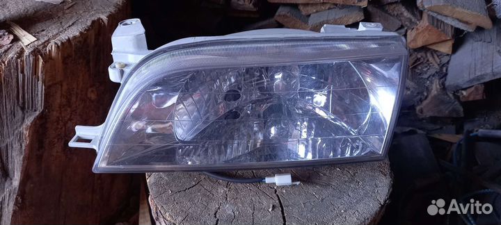 Фара тойота королла