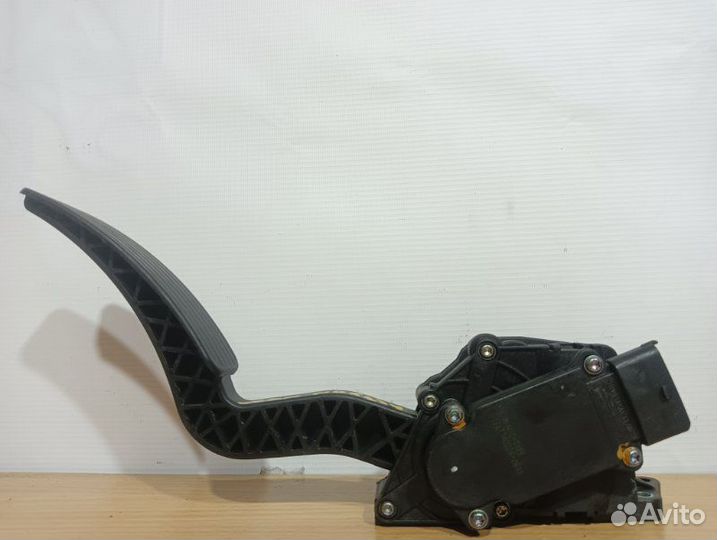 Педаль газа передняя Ssangyong Actyon 2 D20DTF