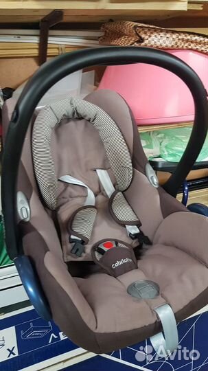 Детское автокресло от 0 maxi cosi