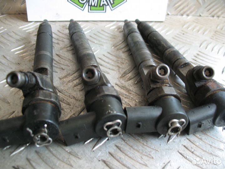 Форсунка дизельная Mercedes Benz Vito W638 2.2 CDI