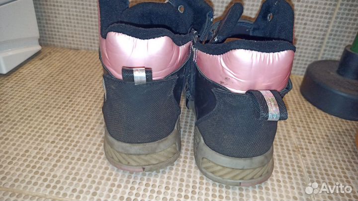Ботинки демисезонные для девочки 37 на 35-36