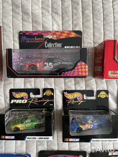 Nascar Hot Wheels Racing Champions Winner’s Circle