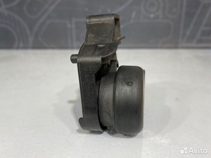 Ручка открытия капота Ford Explorer U251 4.6L 3V