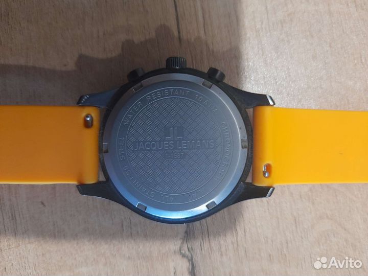 Часы наручные женские jacques lemans