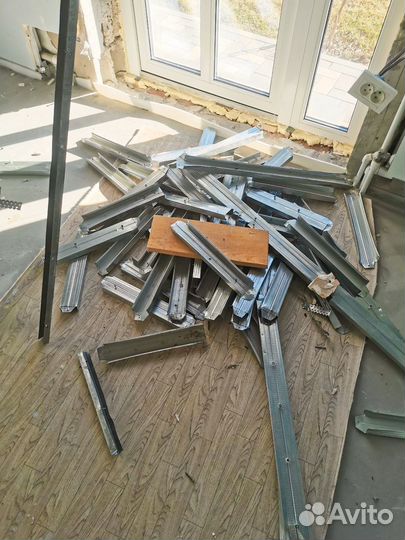 Отдам бесплатно стройматериалы