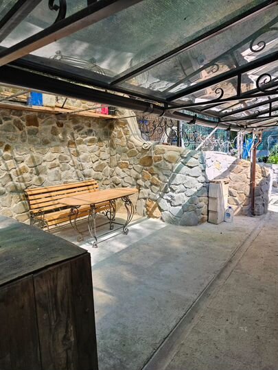 3-к. квартира, 95 м², 1/8 эт.